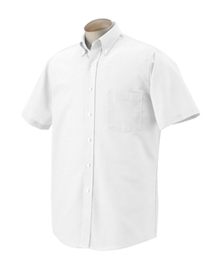 Men's Short-Sleeve Wrinkle-Resistant Oxford - 60/40 cotton/poly. Soft button-down collar and front placket. Wrinkle-resistant and stain repellent. Pearlized buttons. Reinforced left-chest pocket. Box pleat on back. Replacement buttons. Generous fit.