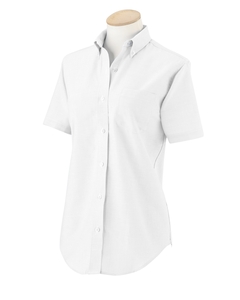 Women's Short-Sleeve Wrinkle-Resistant Oxford - 60/40 cotton/poly. Soft button-down collar and front placket. Wrinkle-resistant and stain repellent. Pearlized buttons. Reinforced left-chest pocket. Box pleat on back. Replacement buttons. Generous fit.