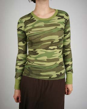Long-Sleeve Camo Thermal - 50% cotton, 50% polyester, 3.8 oz; perfect fit; sheer micro waffle weave fabric; 1 x 1 rib bound collar and cuff sleeves; merrowed bottom hem; side seamed; tapered at waist; enzyme washed; set in sleeves